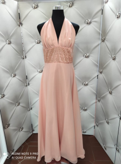 Dlouhé společenské šaty Marselini 1020 meruňkové