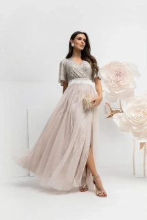Dlouhé společenské šaty KASSANDRA béžové s flitry
