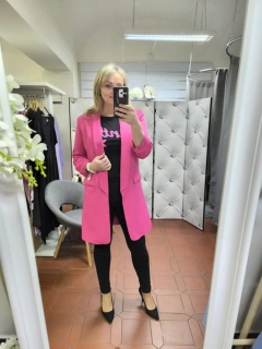 Dlouhé sako sytě růžové 