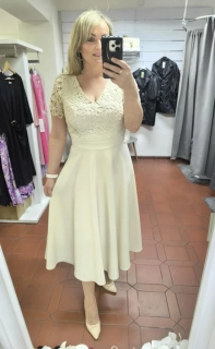 Béžové elegantní midi šaty s bolerkem a áčkovou sukní