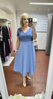 Společenské šaty s krajkovým živůtkem a kolovou sukní – světle modré + sáčko